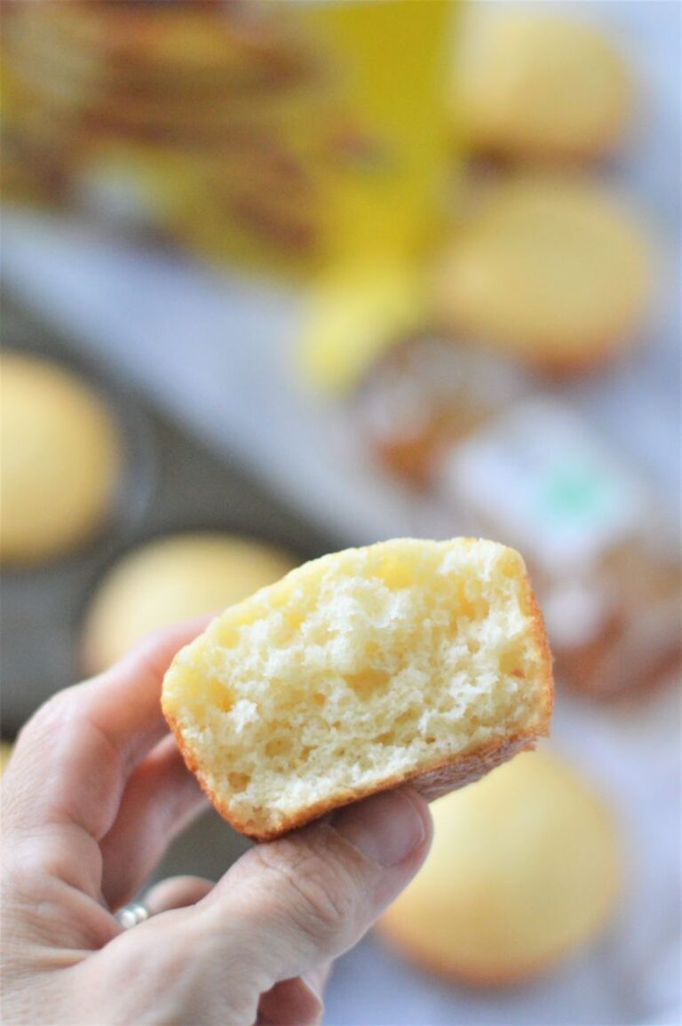 Vanilla Greek Yogurt Muffins With Pancake Mix Totes In My Lunchbox