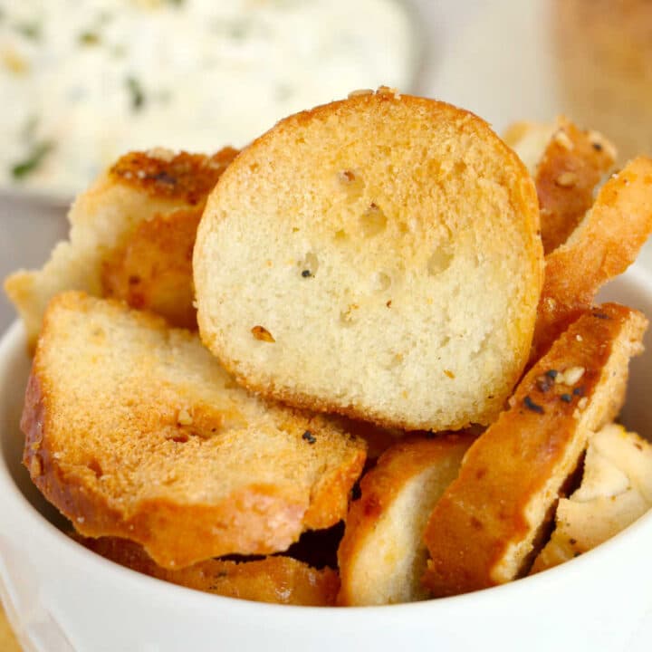 3 Ingredient Air Fryer Homemade Bagel Chips Totes In My Lunchbox